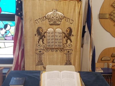 Reading Table